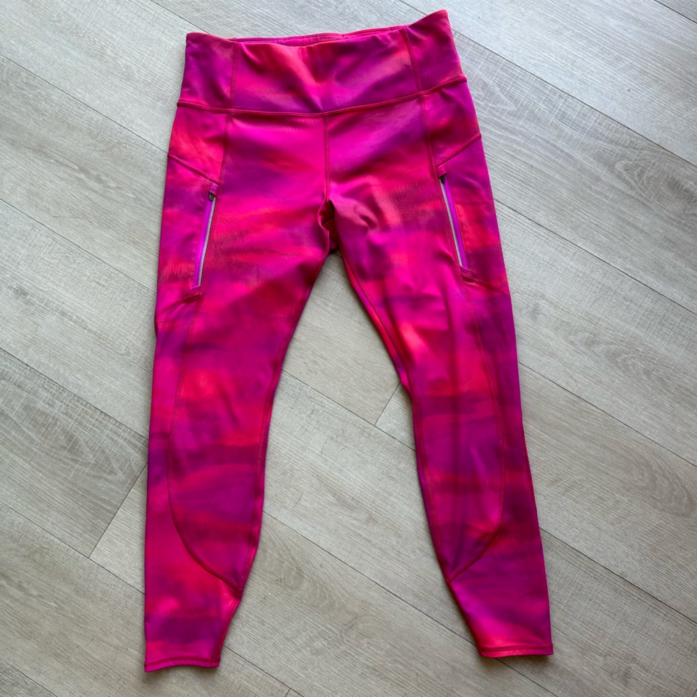 Athleta Pink pattern leggings